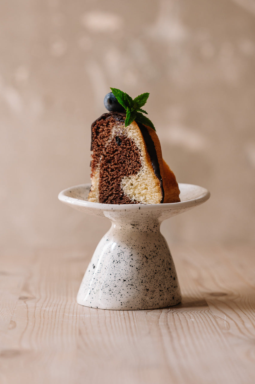 Cake Stand Freckles